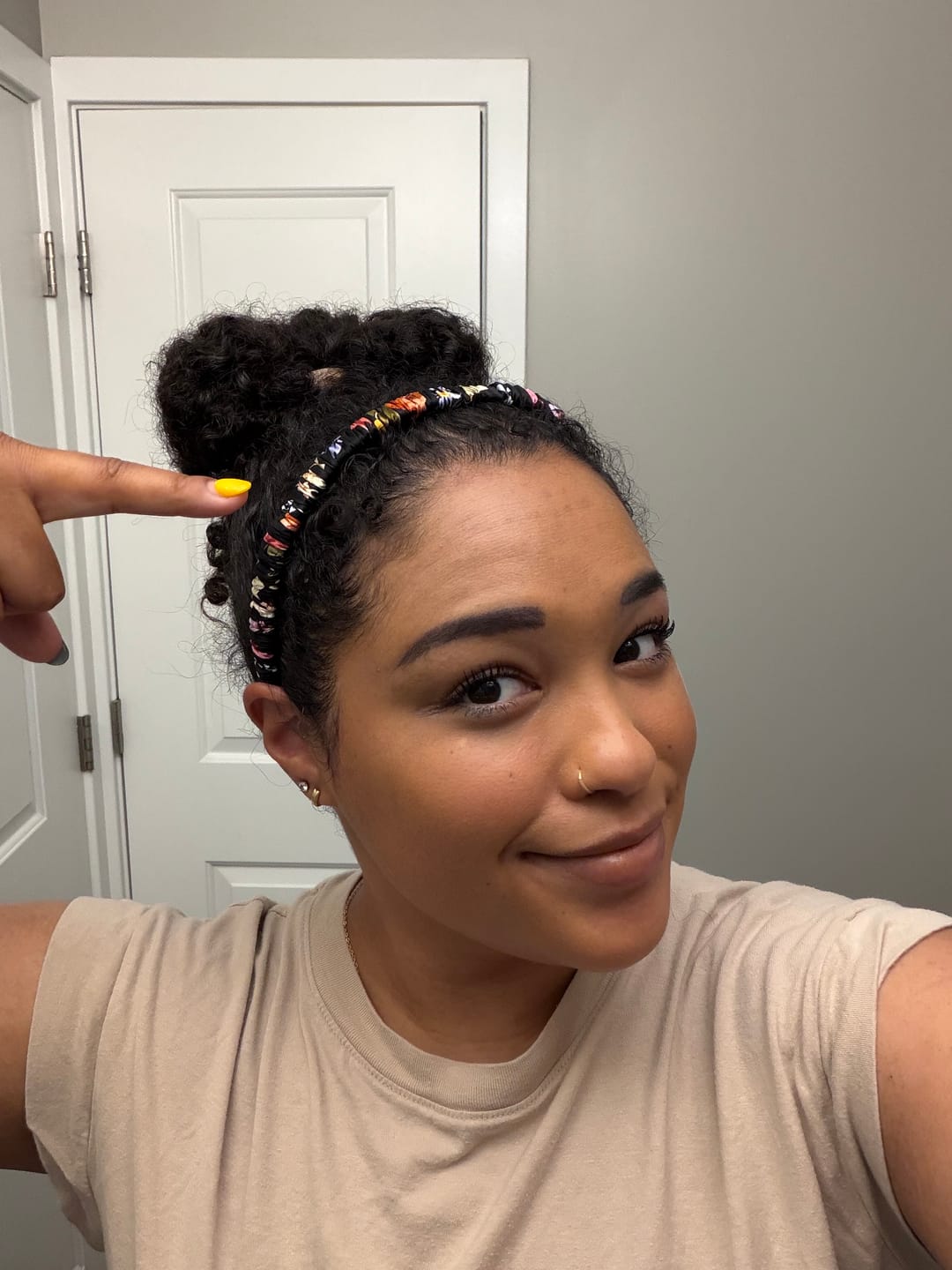Customer photo review of Comfort Curve Silk Headband