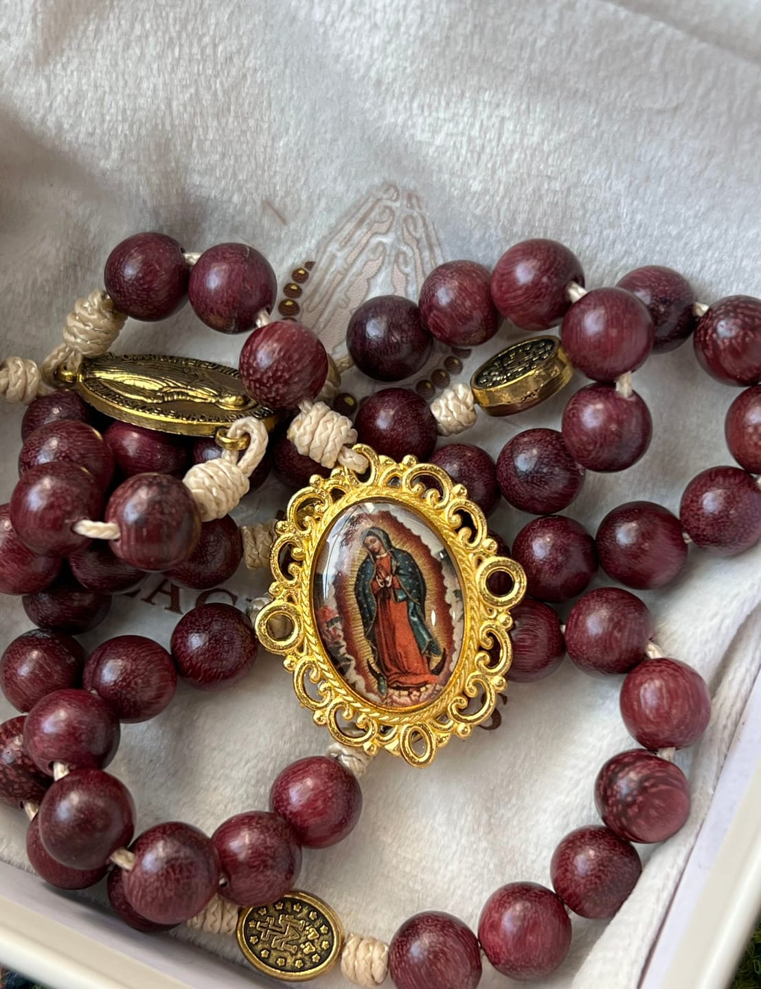 Customer photo review of SolaceBeads Purpleheart Wood Our Lady of Seven Sorrows Rosary Chaplets