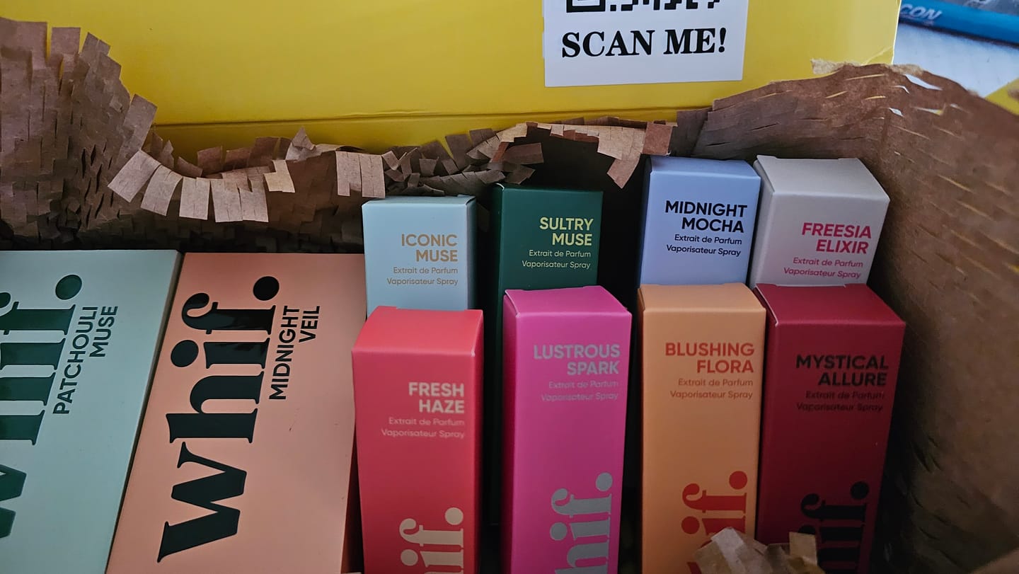Customer photo review of Blushing Flora