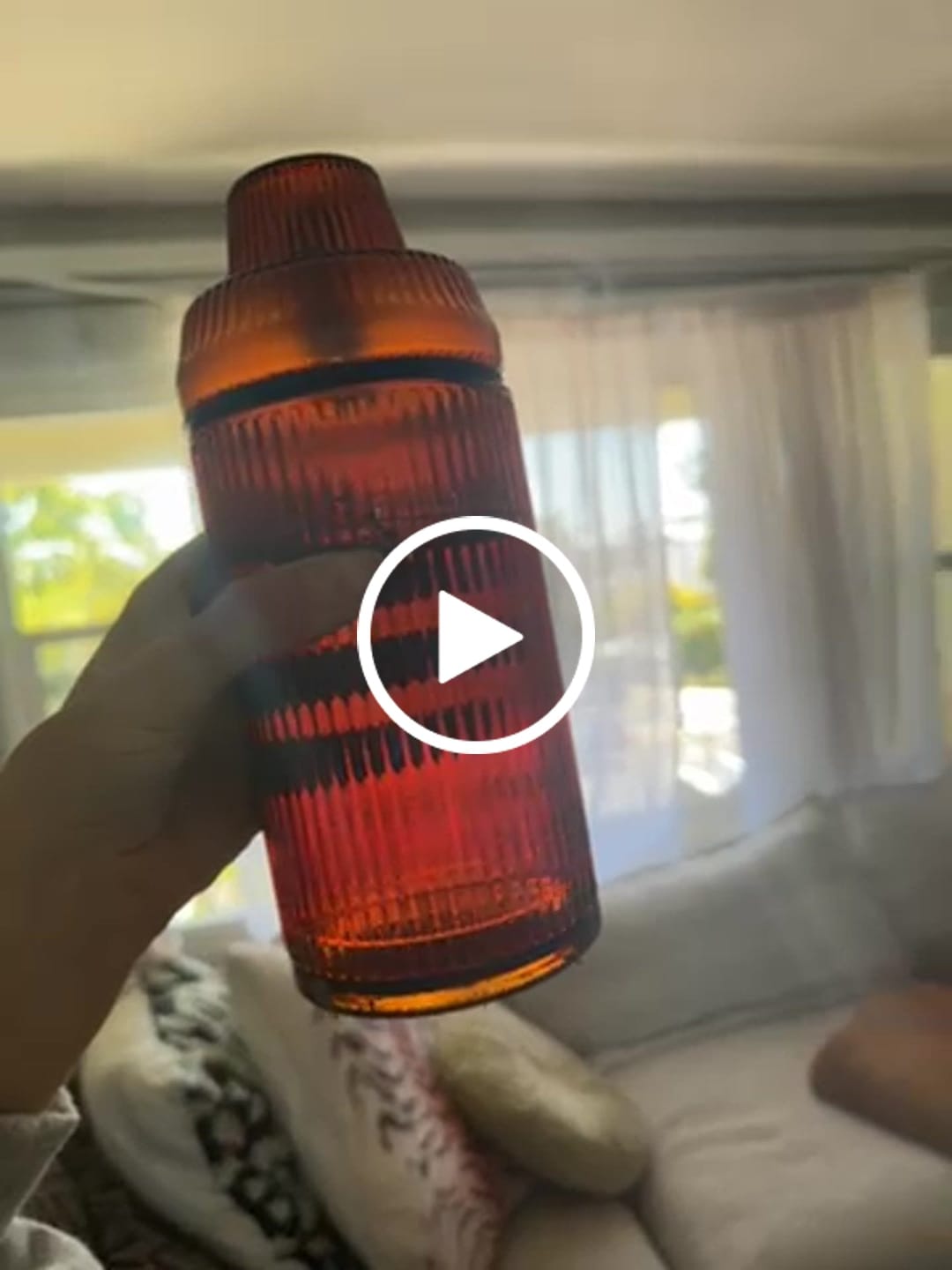 Customer video review of Deco Gravity Bong