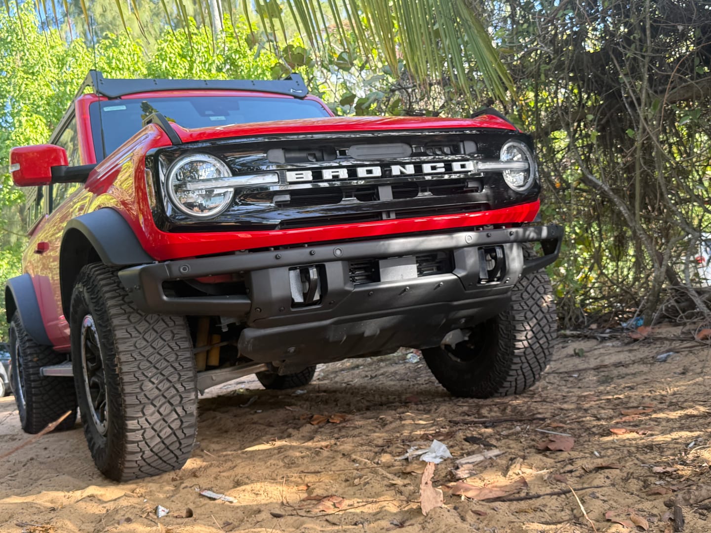 Customer photo review of Modular Roof Rack Wind deflector