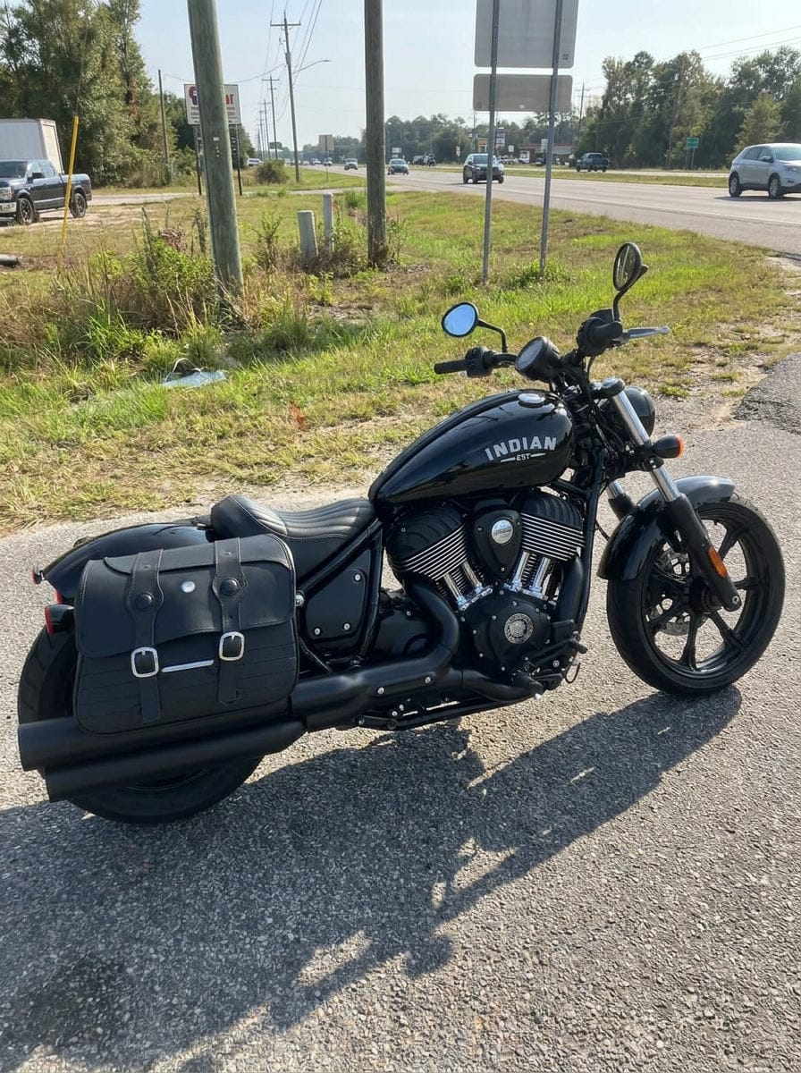 Customer photo review of 34L - ArrowHead Large Indian Chief Motorcycle Saddlebags