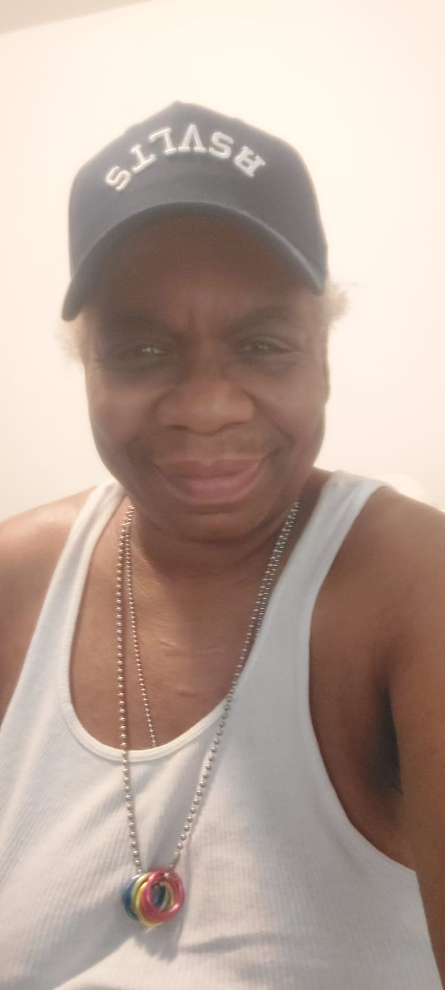 Customer photo review of The Flip – 5-Panel Curved Brim Hat