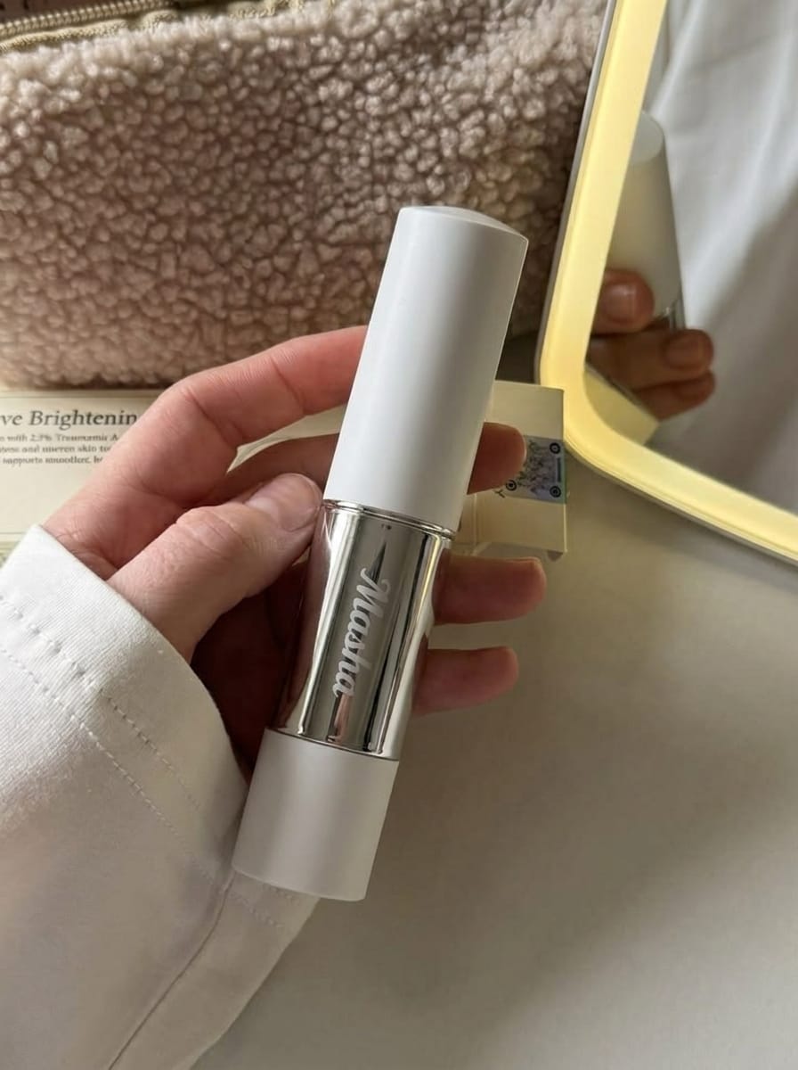 Customer photo review of Color Changing Foundation Stick