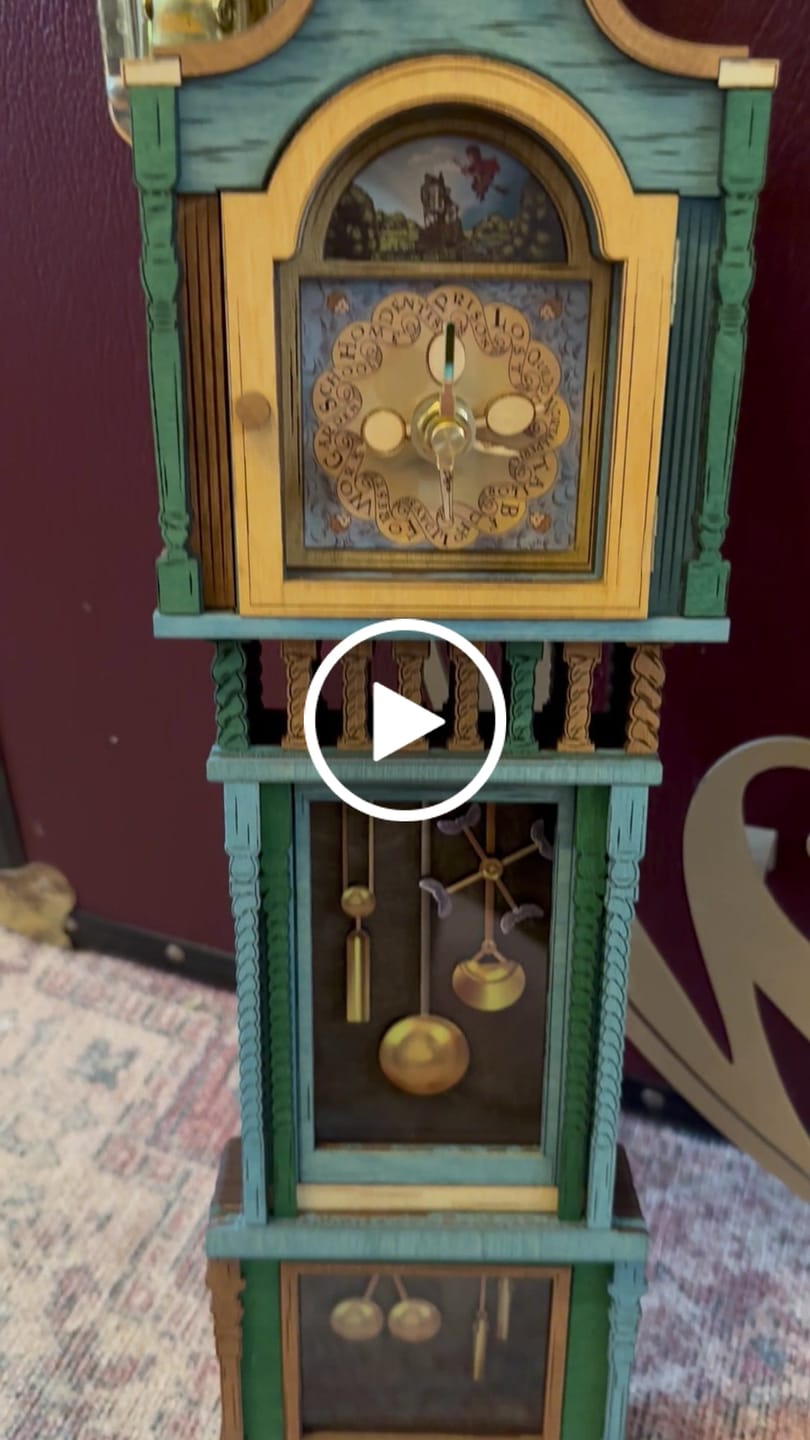 Customer video review of HANDCRAFTED WEASLEY™ MAGICAL 3D WOOD CLOCK - OFFICIALLY LICENSED