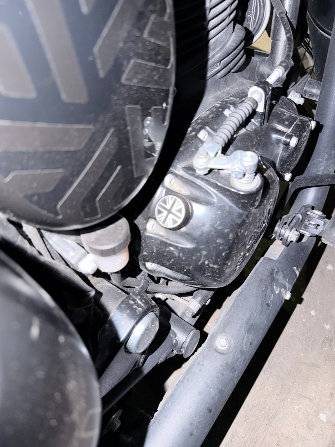 Customer photo review of engine oil filler cap