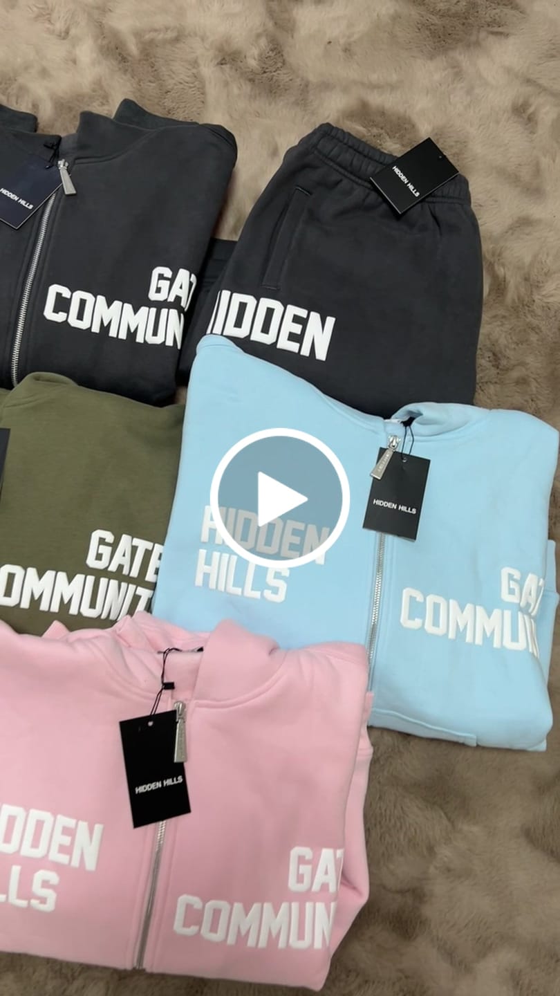 Avis vidéo d'un client sur le pantalon de survêtement à jambes droites « GATED COMMUNITY » gris foncé