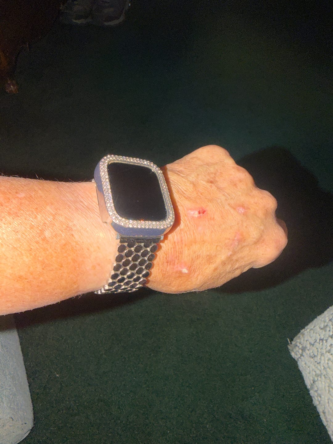 Customer photo review of Silver Honeycomb Luxury Apple Watch Strap
