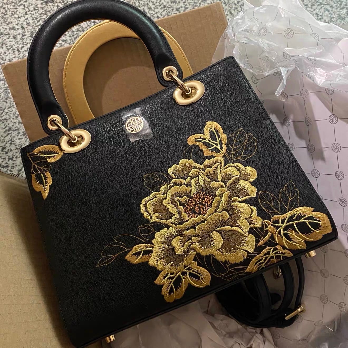 Customer photo review of Tang Red 25 Embroidered Queen Peony Tote