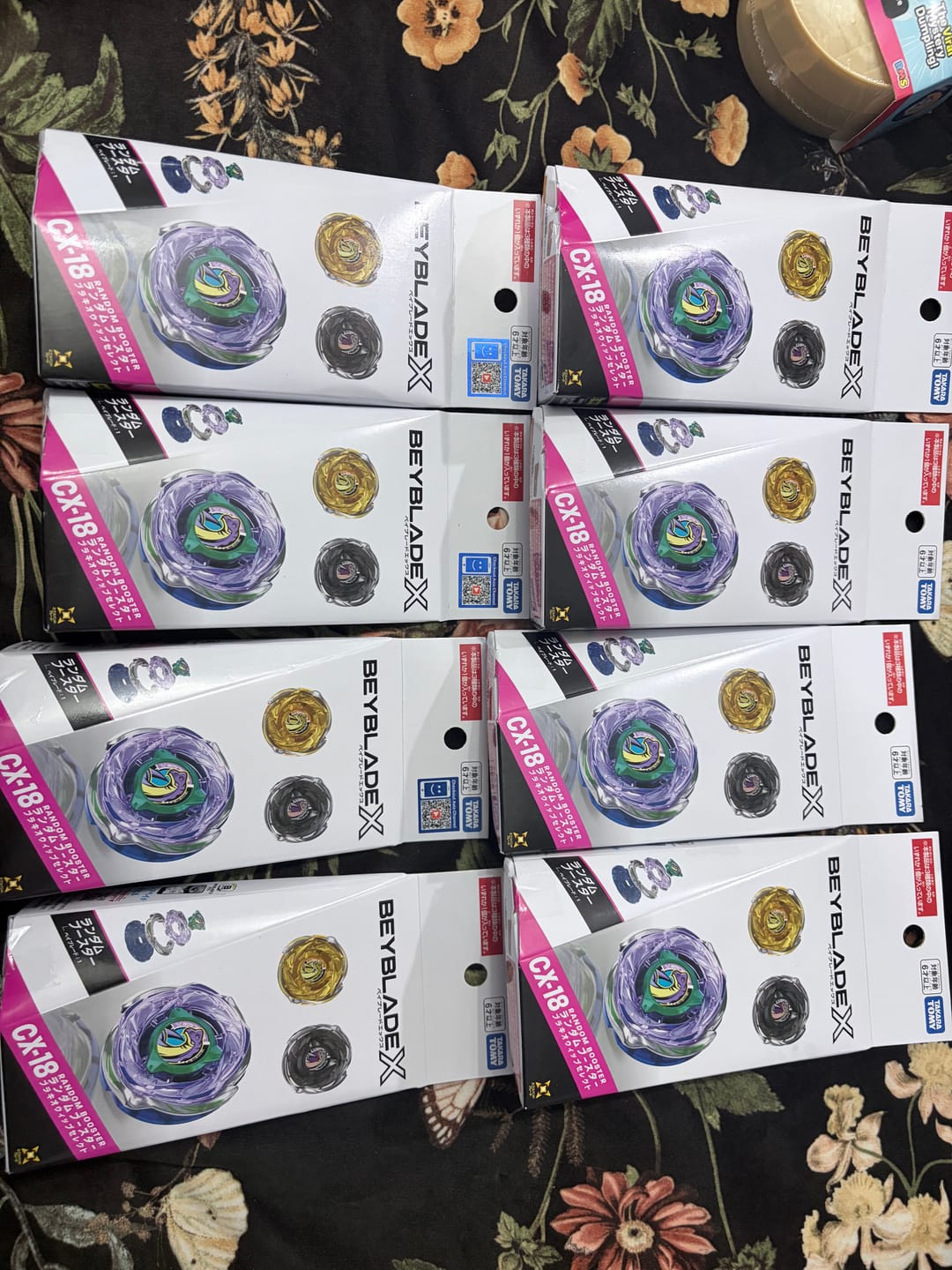 Customer photo review of [Pre-Order] Takara Tomy Beyblade X CX-18 Full Set BrachioWhip OW5-70Nr