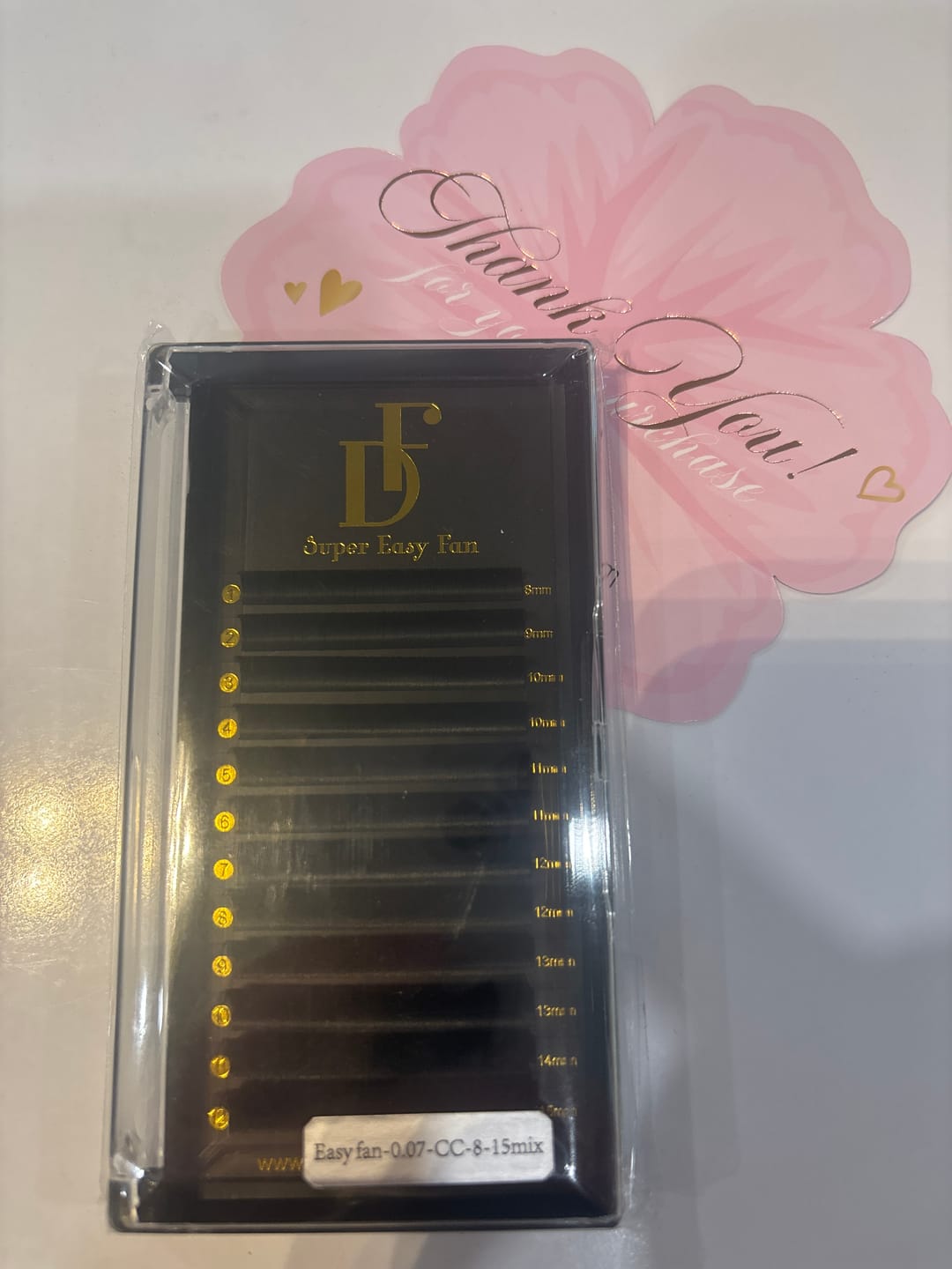 Customer photo review of Pro Super Easy Fan Lash Extensions 0.07mm