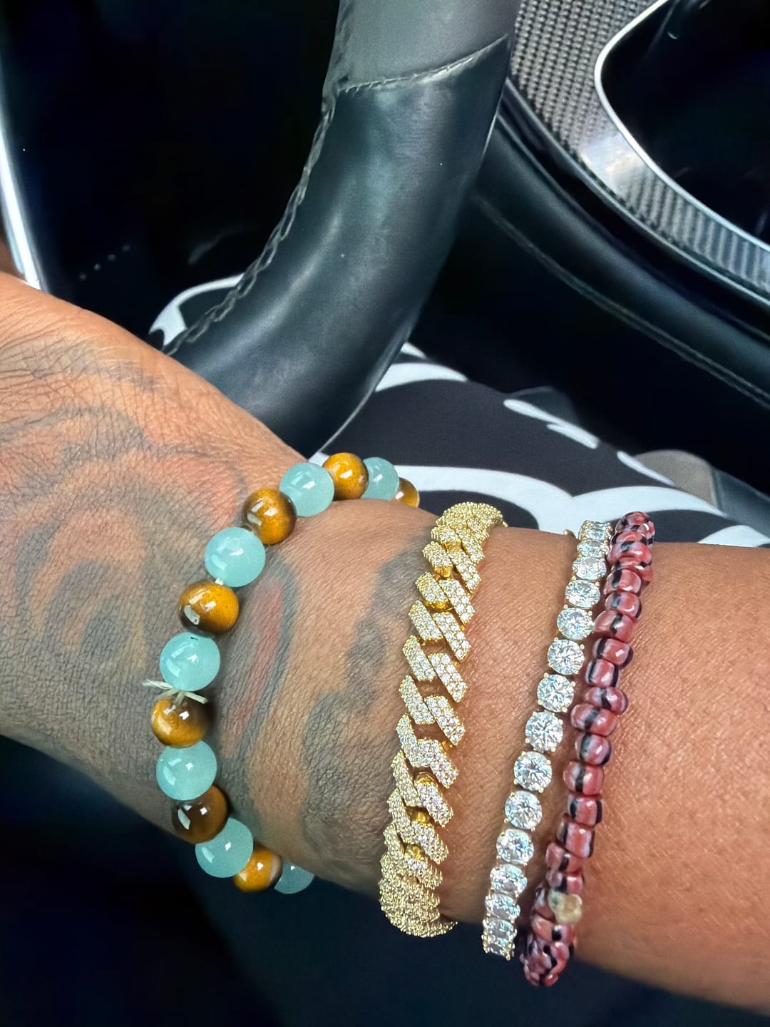Customer photo review of VVS Cuban Link Bracelet 14K Gold (ALL SIZES)