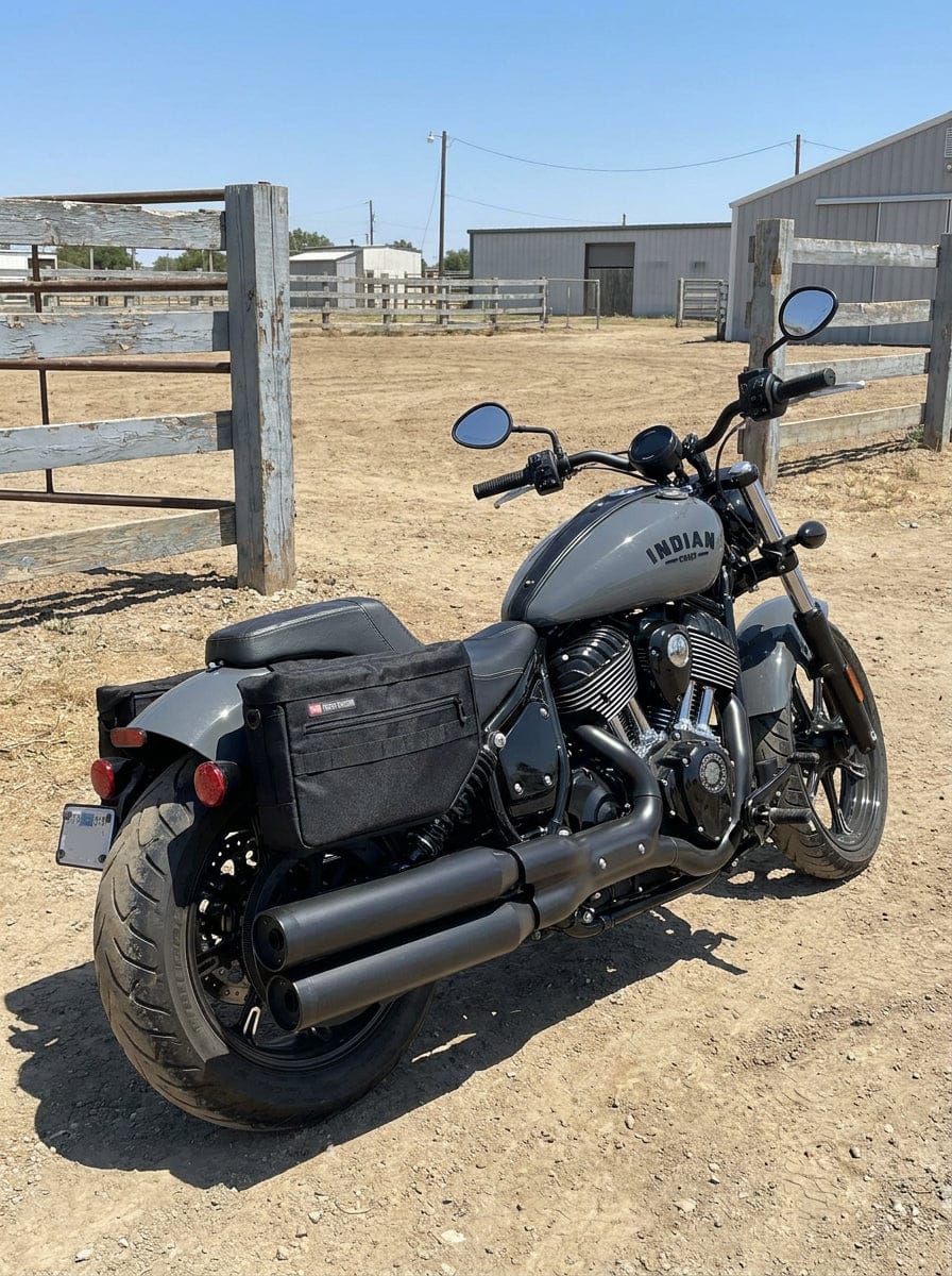 Customer photo review of 18L - Patriot Medium Indian Chief Darkhorse Throw Over Saddlebags
