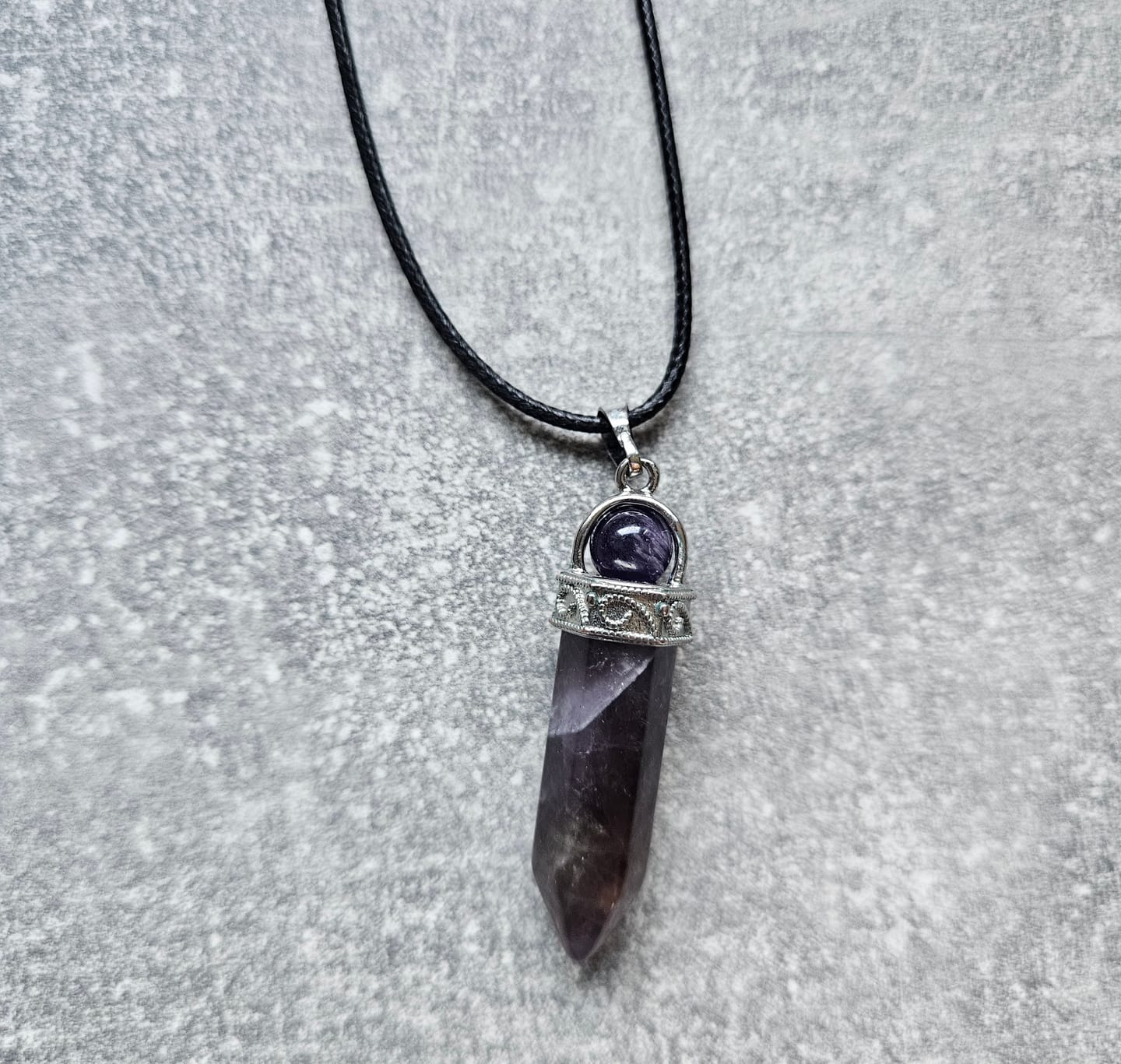 Customer photo review of Amethyst Halskette