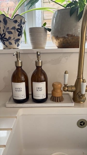 Customer photo review of Set of 2 Amber Glass Bottles 500 ML Long tray & Dish Brush
