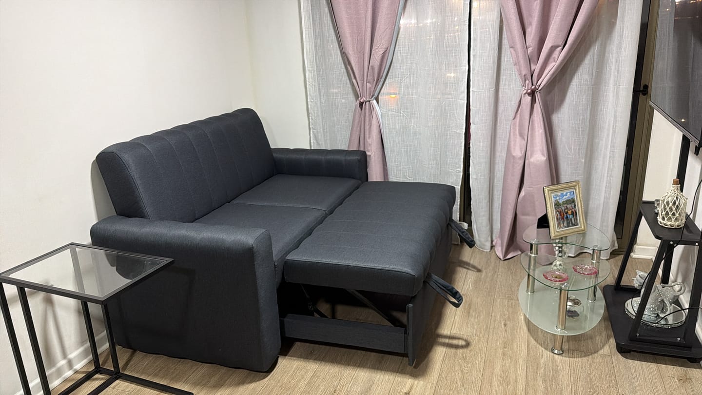 Customer photo review of Sofá cama Nantes