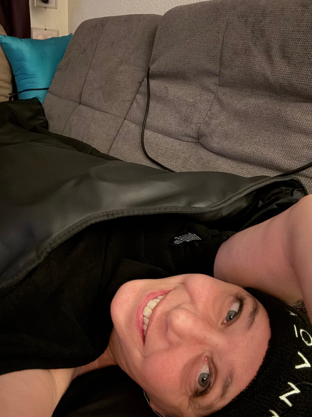 Customer photo review of Koanna® Infrared Sauna Blanket