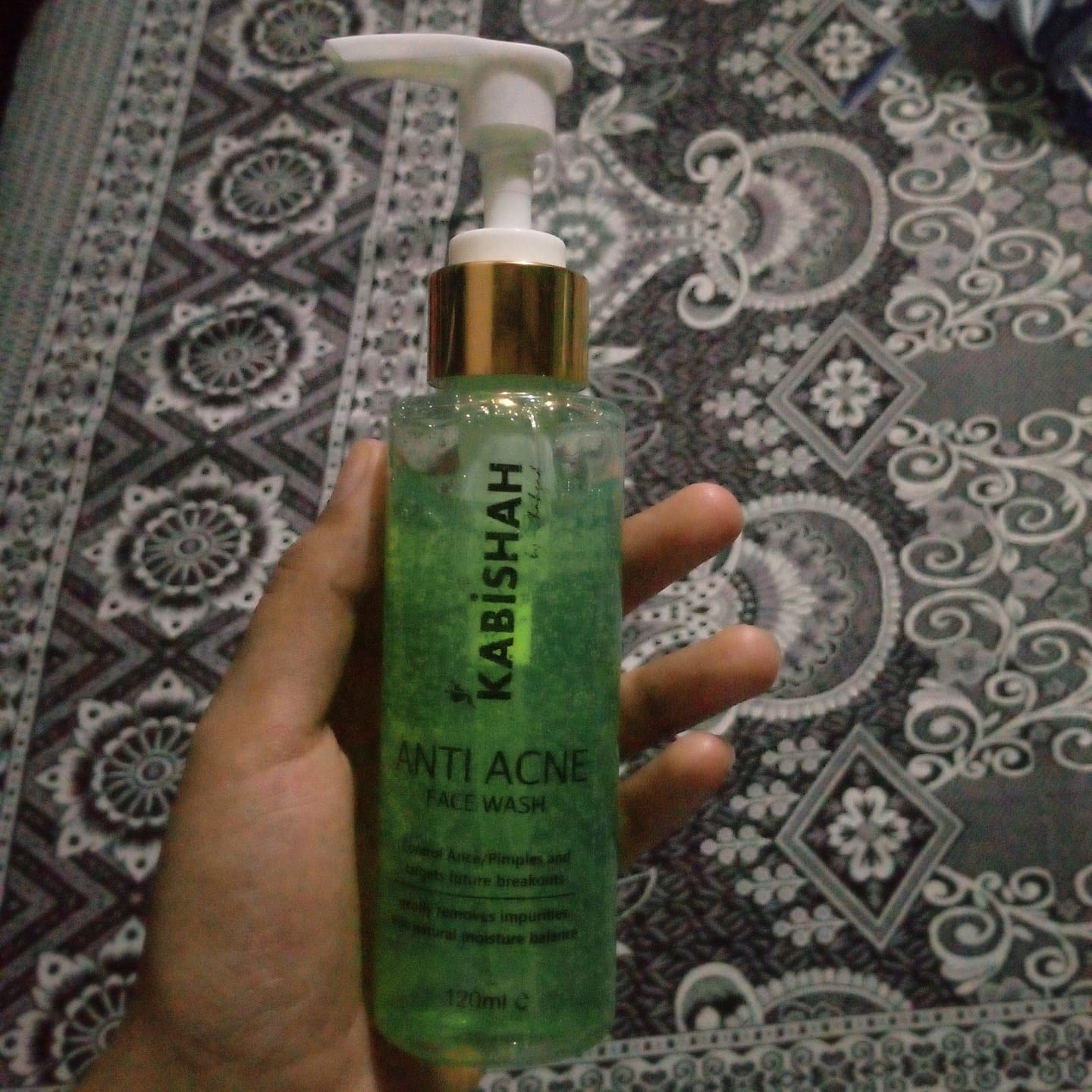 Customer photo review of ClearSkin Pro Anti Acne Face Wash
