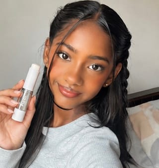 Customer photo review of Color Changing Foundation Stick