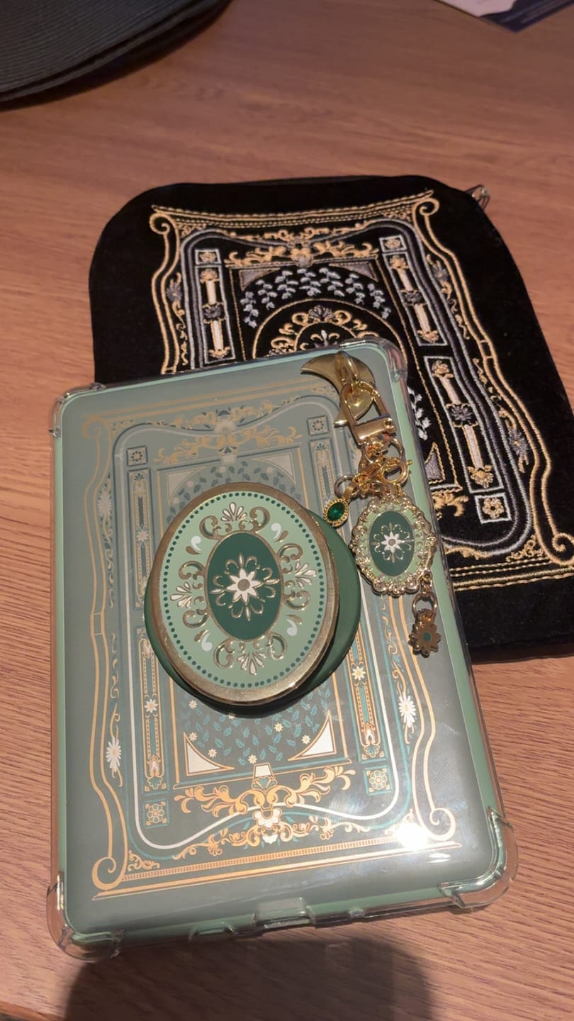 Customer photo review of Literati Sage Charmlet