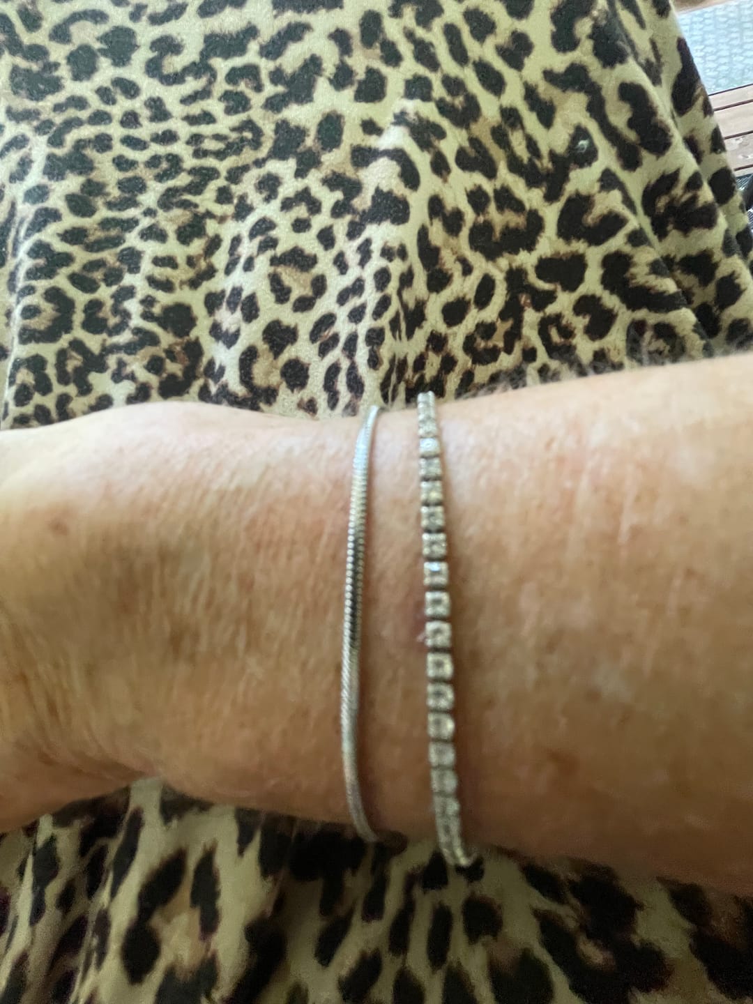 Customer photo review of Minimal Square Bracelet