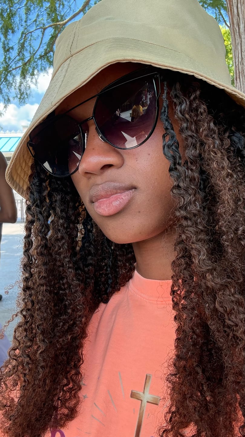 Customer photo review of #T1B/4 Medium Brown Multi-Textured Kinky Curly Human Crochet Hair with Dark Roots