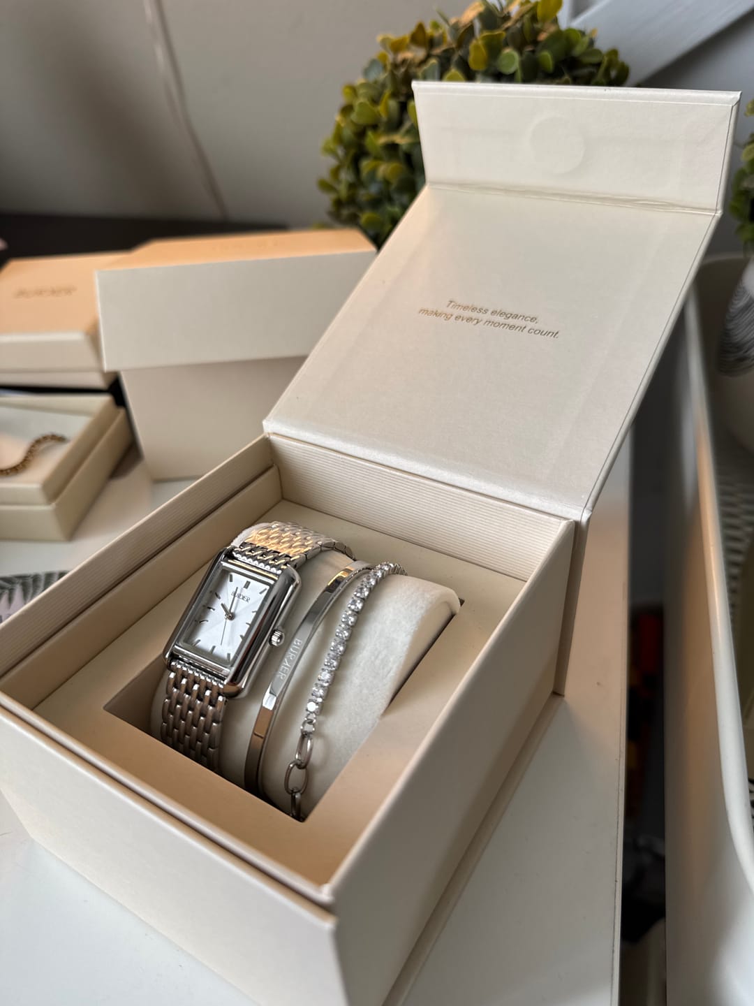 Customer photo review of Olivia Silver