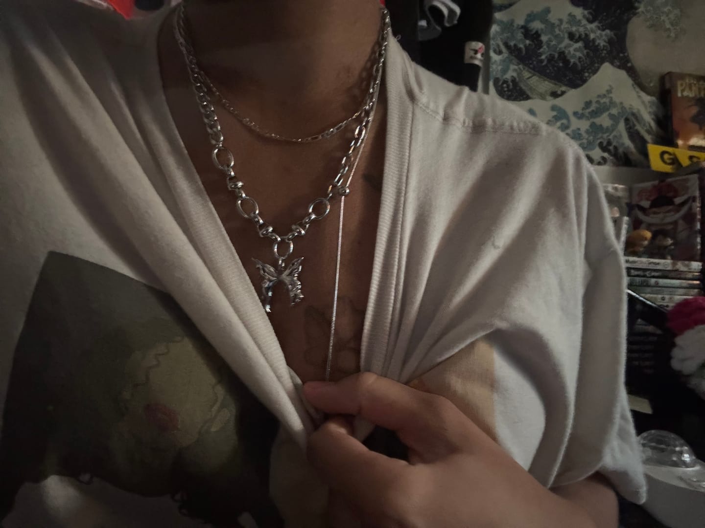 Customer photo review of Aelfric Eden Butterfly Pendant Necklace