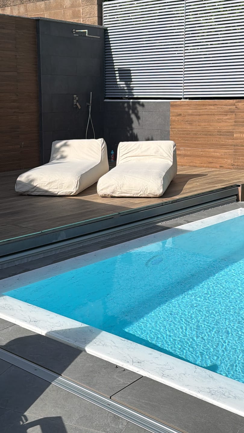 Customer photo review of The Float Lounger