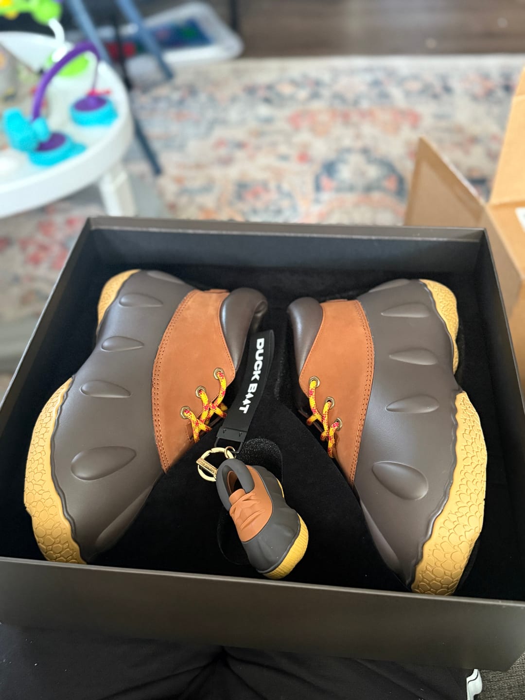 Customer photo review of Duck Lo - Chestnut