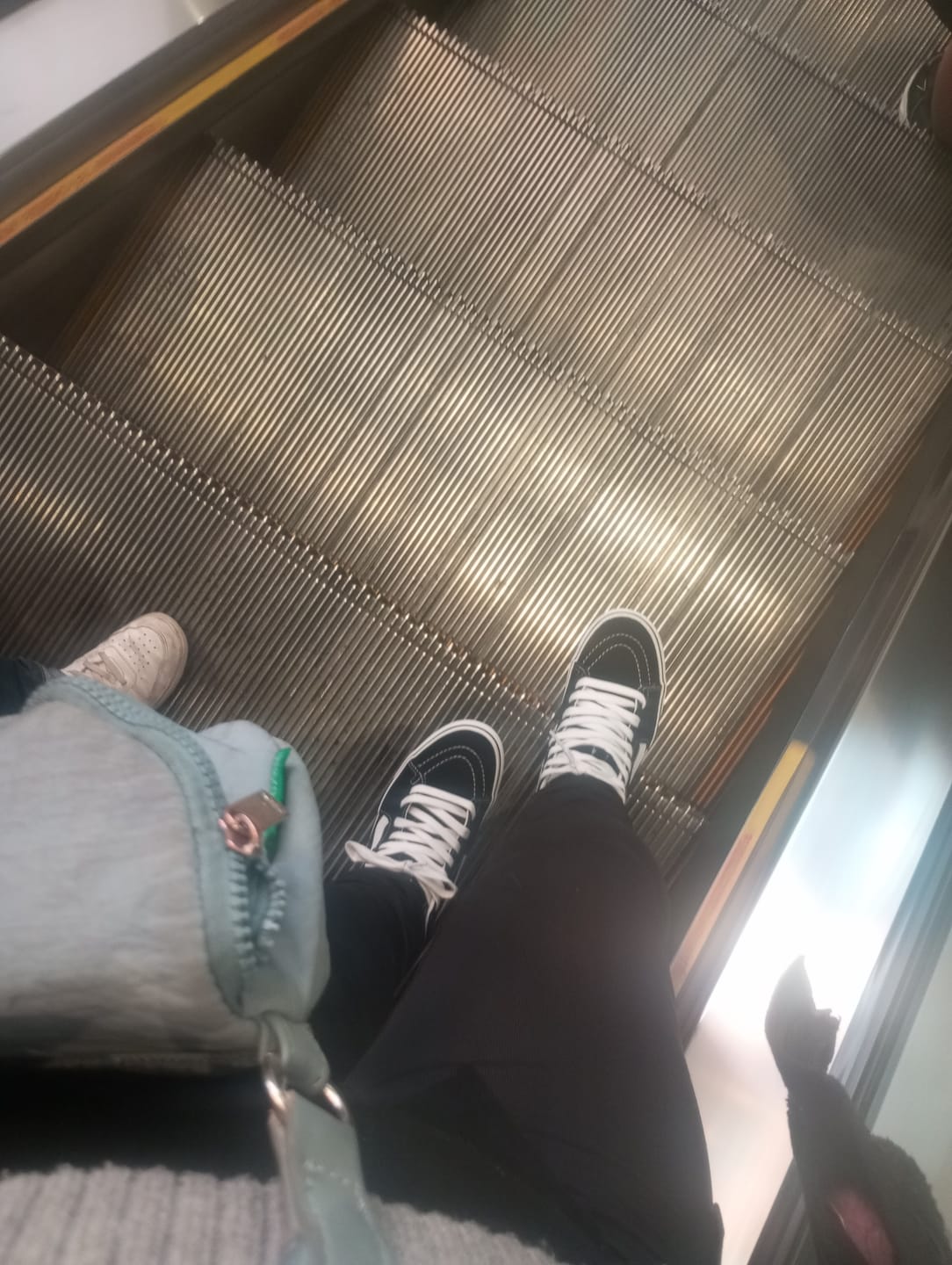 Customer photo review of Zapatilla Vans Sk8-Hi Tapered Stackform Mujer Negro
