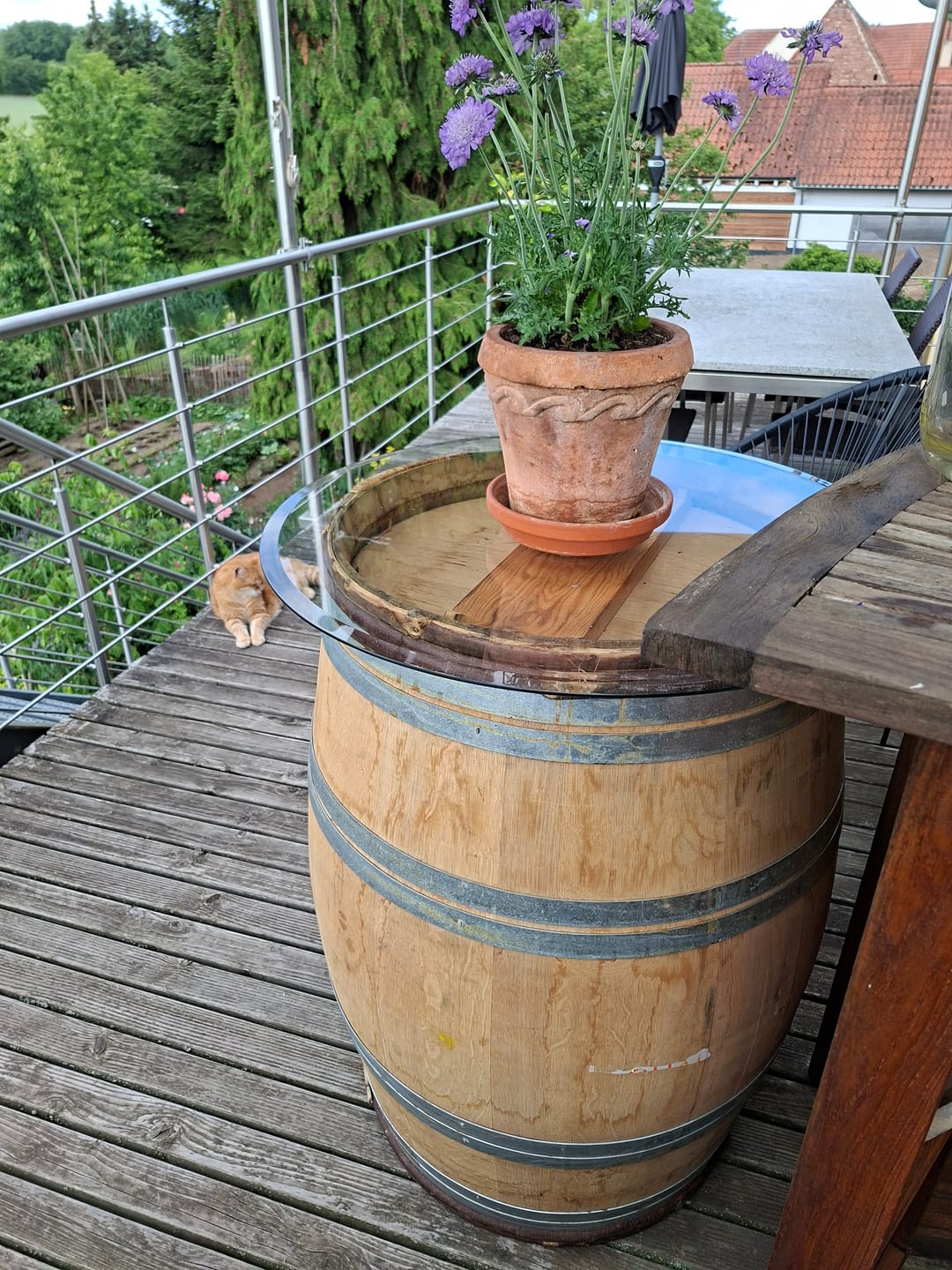 Customer photo review of Glasplatte Tisch Sicherheitsglas für Esstisch, Gartentisch, Weinfass - Rund