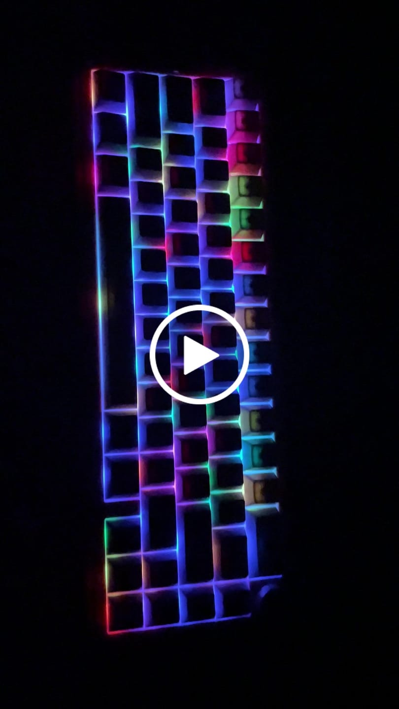 Customer video review of YUNZII B68 Mekanik Klavye