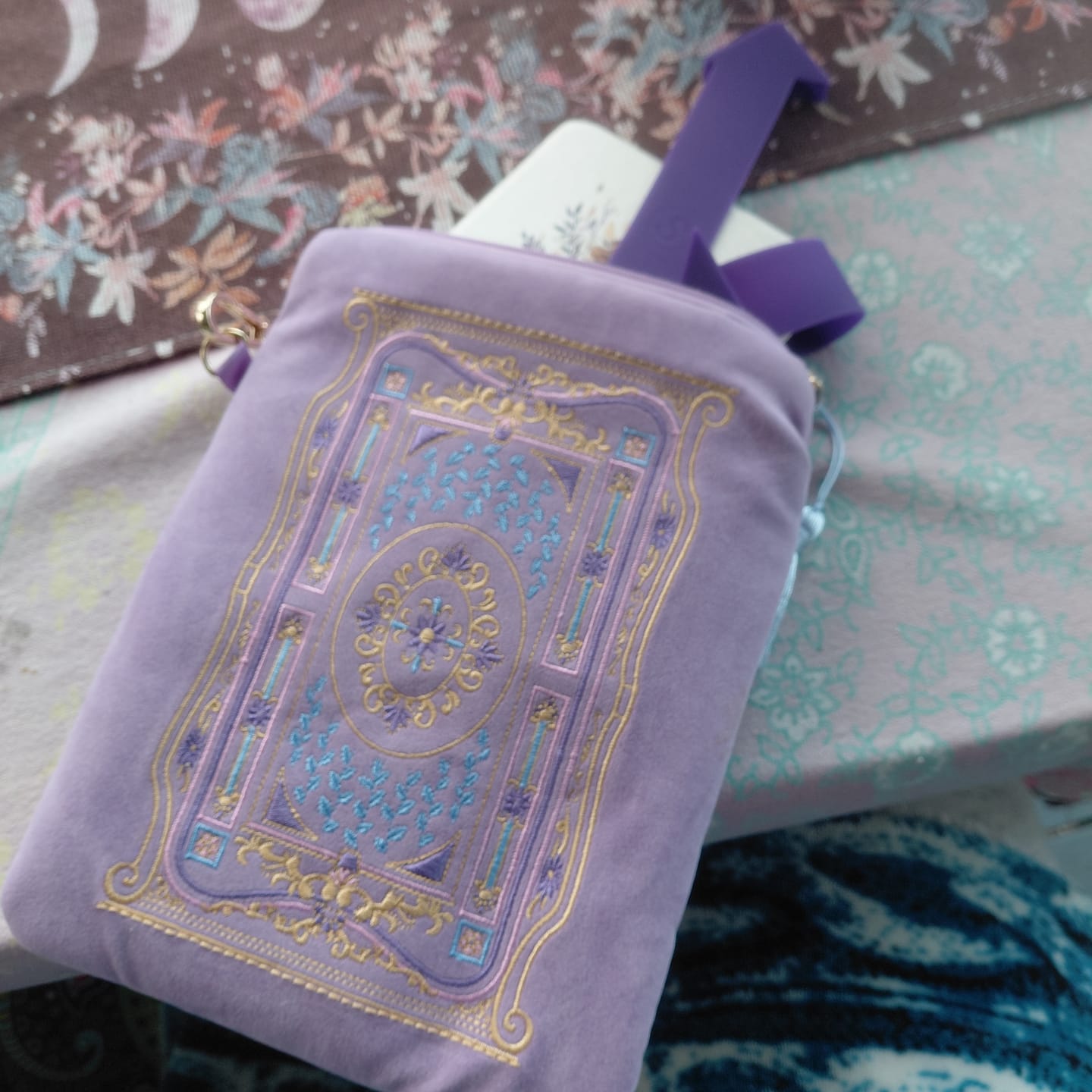 Customer photo review of Literati eReader Sleeve Purple - New