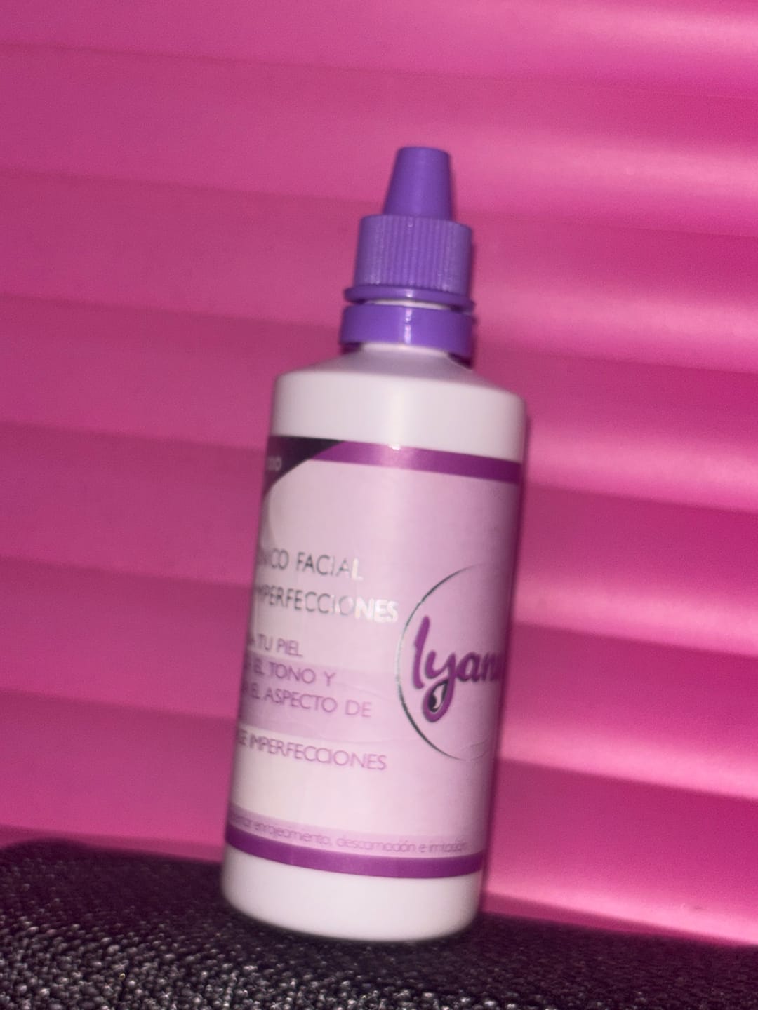 Customer photo review of Tónico Anti-Imperfecciones