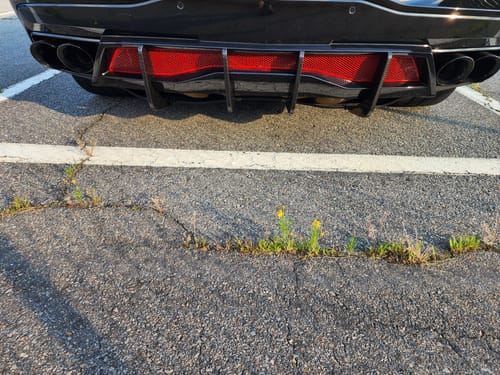 Customer photo review of Corvette C8 Stingray DRY CARBON FIBEr Add-On Rear Diffuser Fin
