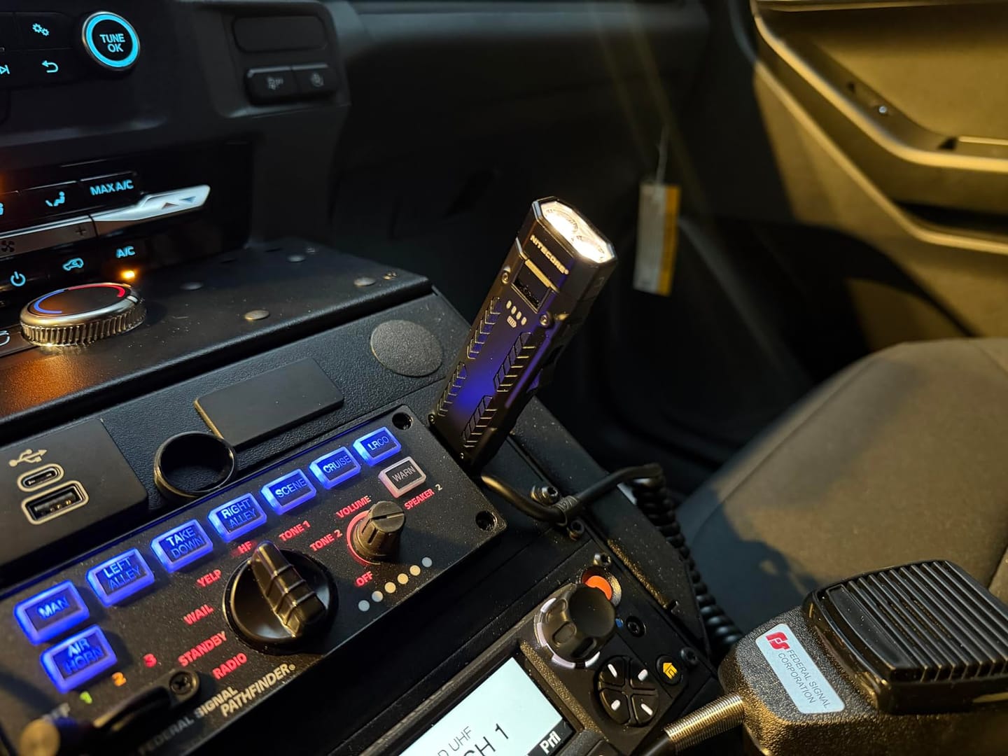 Customer photo review of EDC09 - 1600 lumens (L-Angle)
