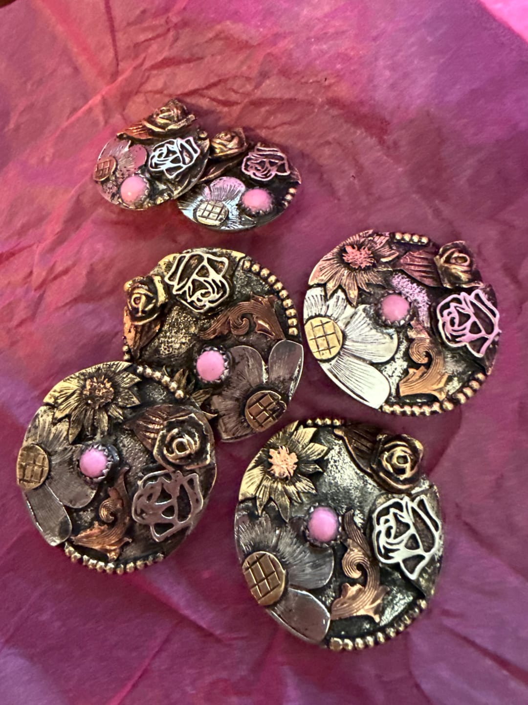 Customer photo review of Custom Saddle Set Concho Design