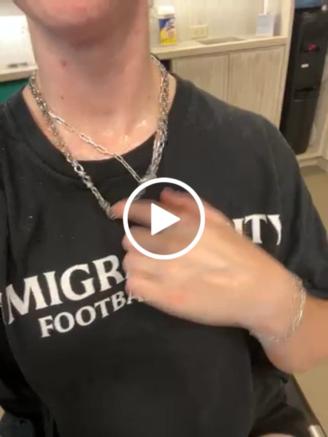 Customer video review of Raven Bar Link Chain