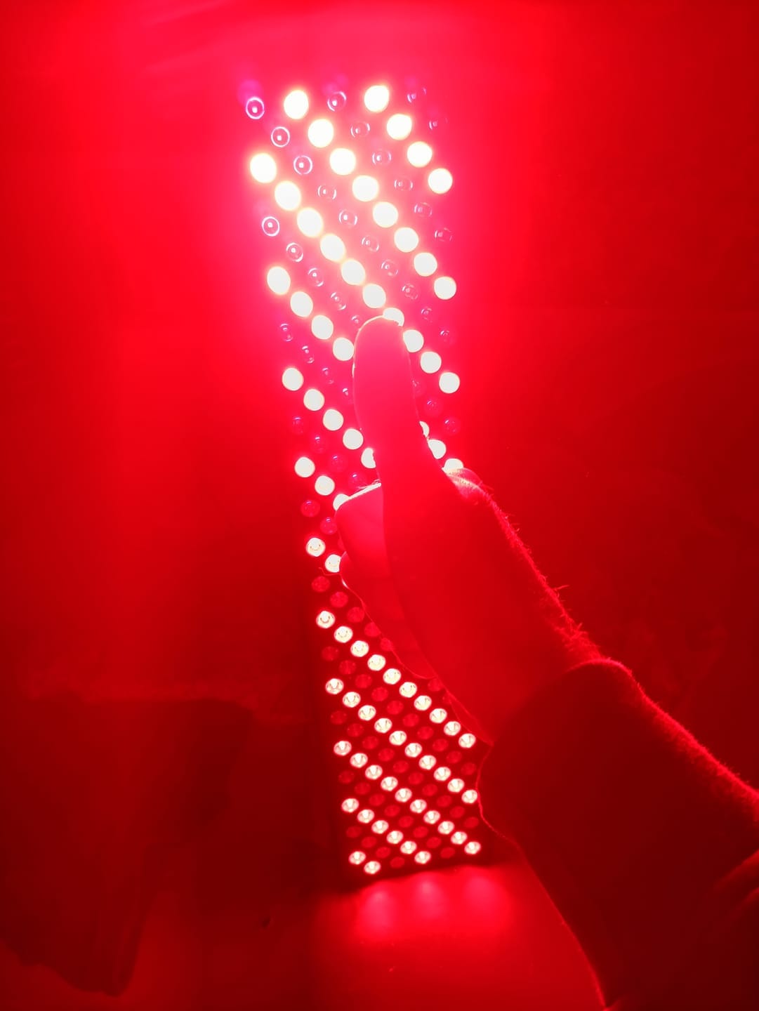 Customer photo review of Koanna® Luma1000™ – Powerful, Mid-Size Red Light Therapy Panel