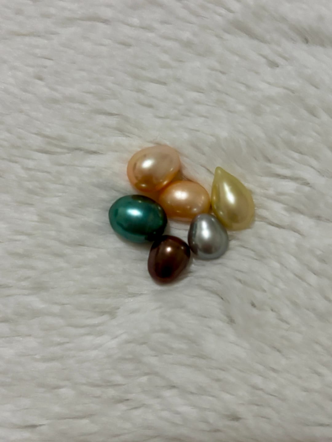 Customer photo review of Tray of Rice Shaped Pearls - Free Cage Pendant