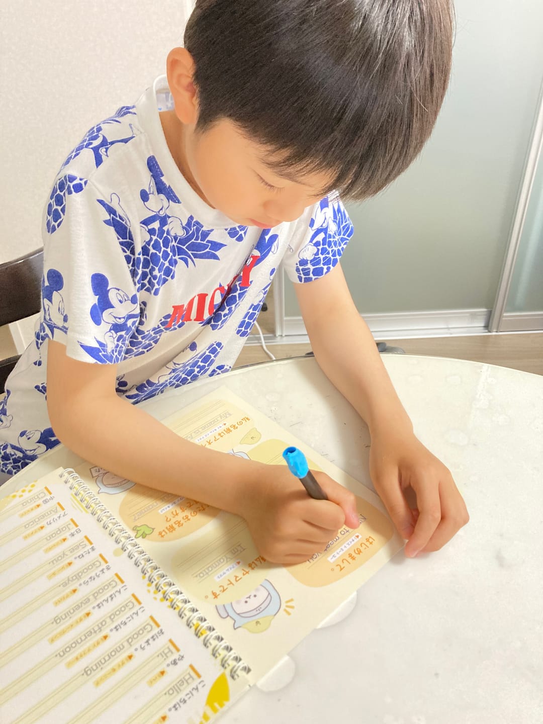 Customer photo review of 文字が消える!? まほうのドリル 漢字（１年生・２年生・３年生）