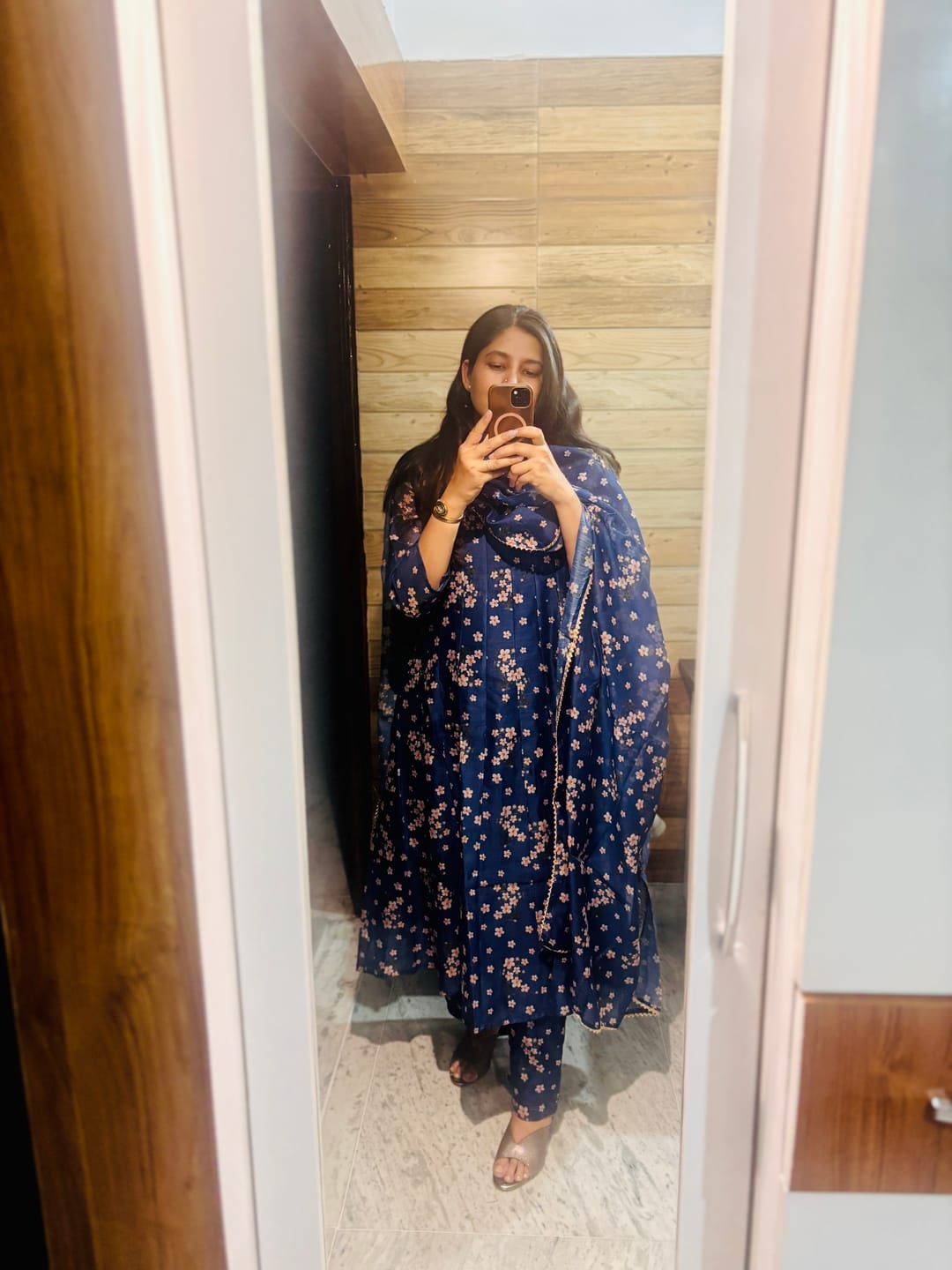 Customer photo review of simran — kurta, pants & dupatta