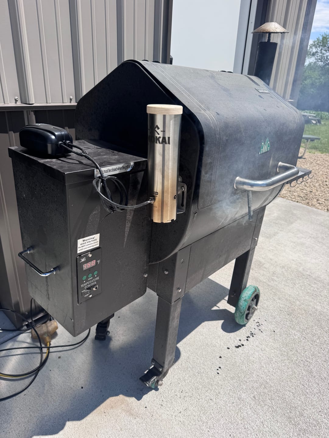 Customer photo review of Smokai 1 Litre Classic Smoke Generator