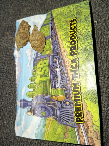 Customer photo review of Grandi Candi THCA Flower
