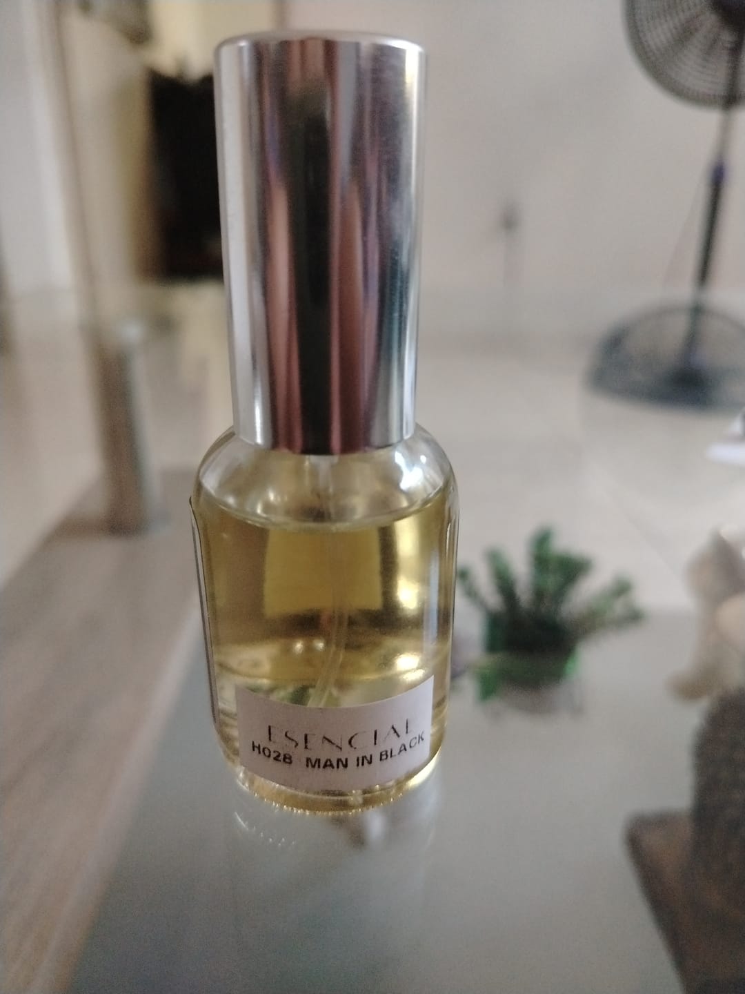 Customer photo review of H028 Inspirado en: Bvlgari Man In Black - Bvlgari