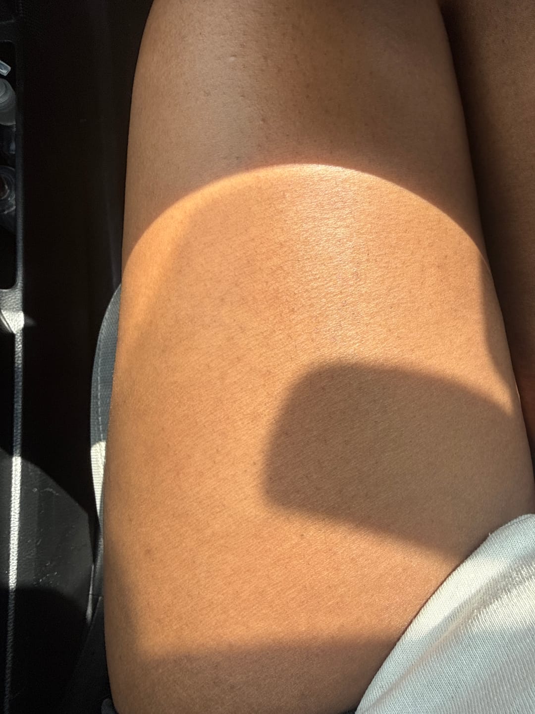 Customer photo review of Body Splash - Skin Smoothing Body Oil (Unscented)