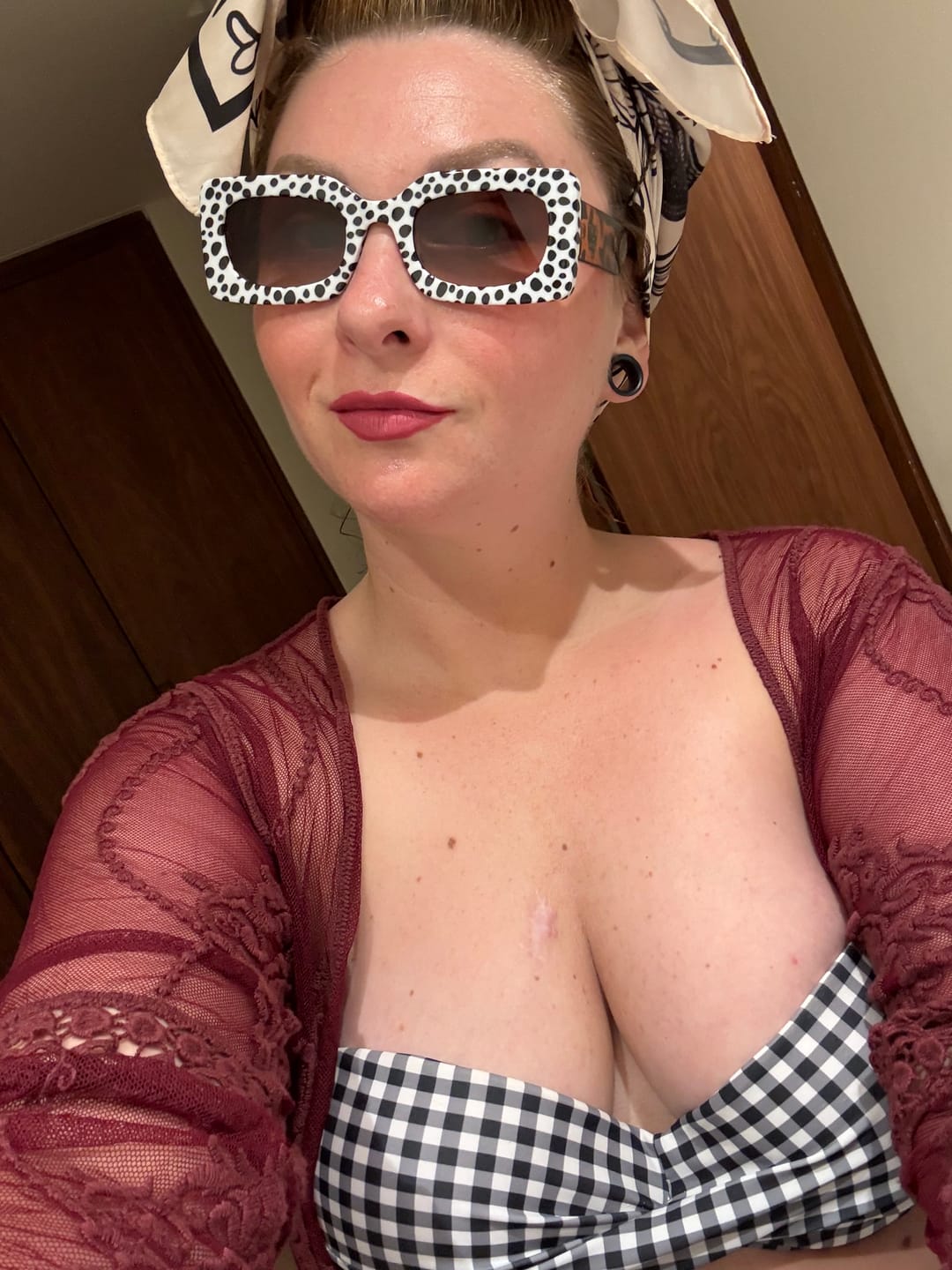 Customer photo review of Spot Me If You Can Mixed Print Sunglasses
