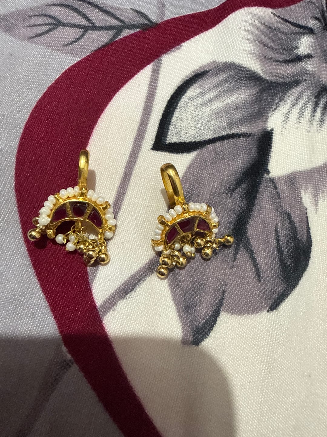 Customer photo review of Shruti 22k Gold Plated Earcuff