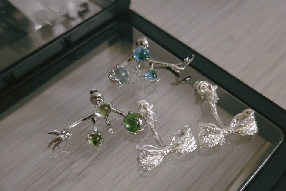 Customer photo review of Rebellious Tenderness 925 Platinum Plating Luxury Lace Bow-Front Stud Earrings™
